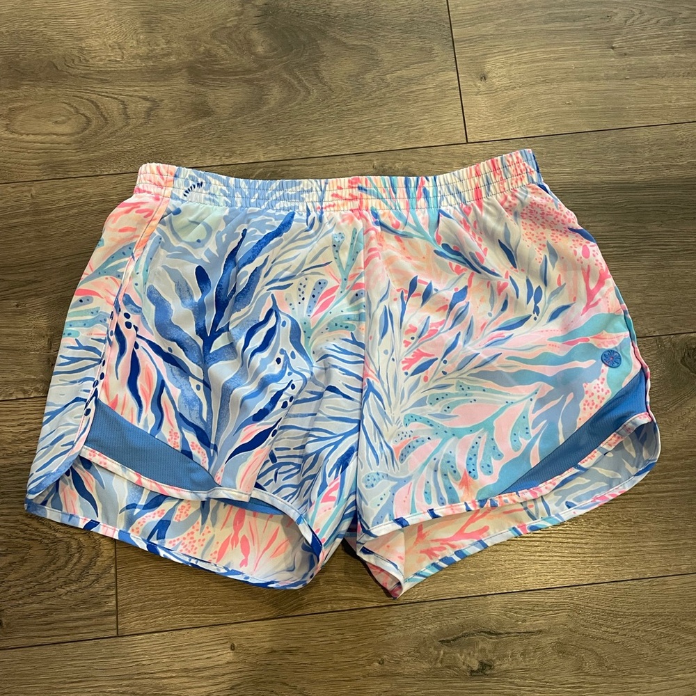 Lilly Pulitzer Ocean Trail Shorts Size Small EUC